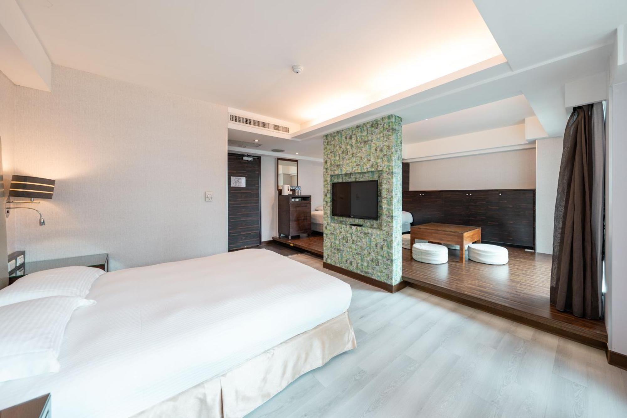 觀海樓海景大飯店 Hotel Cloud Riverside Tamsui Exterior photo